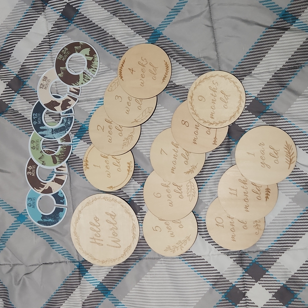 13 Double sided wood milestone markers and 6 by months hanging clothes organizer